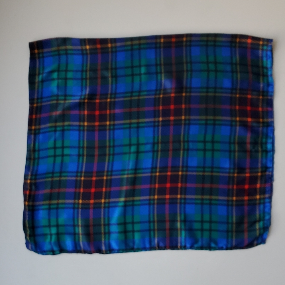Silky Tartan Scarf 25"x44"